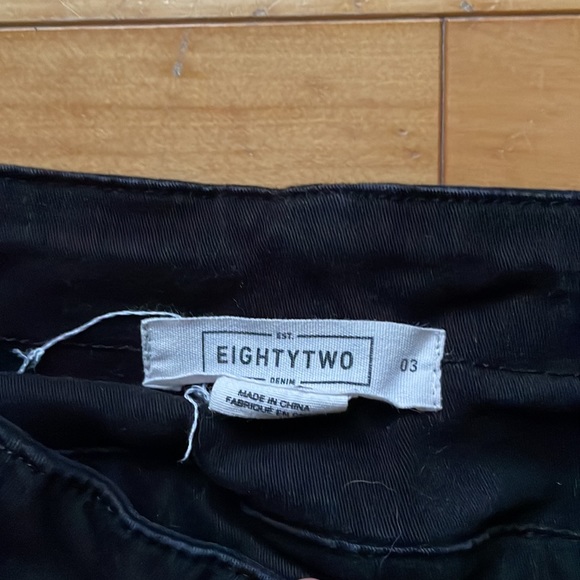 Eightytwo black jeans - Picture 3 of 3